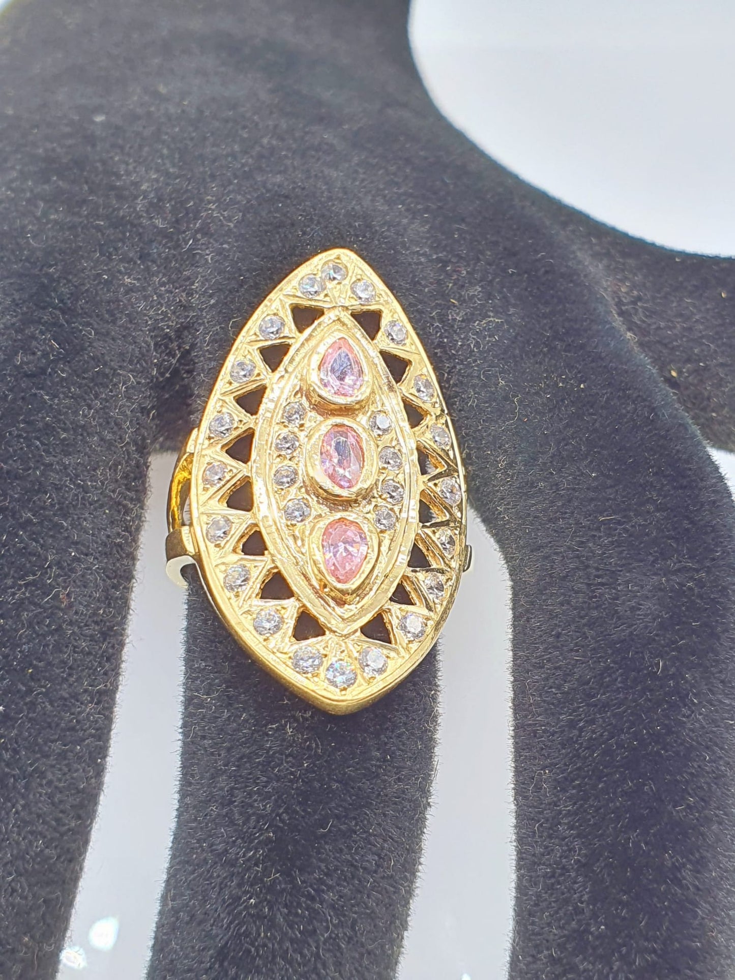 Anillo Lanzadera en Oro de 18 Ktes. con Piedras de Colores y Circonitas