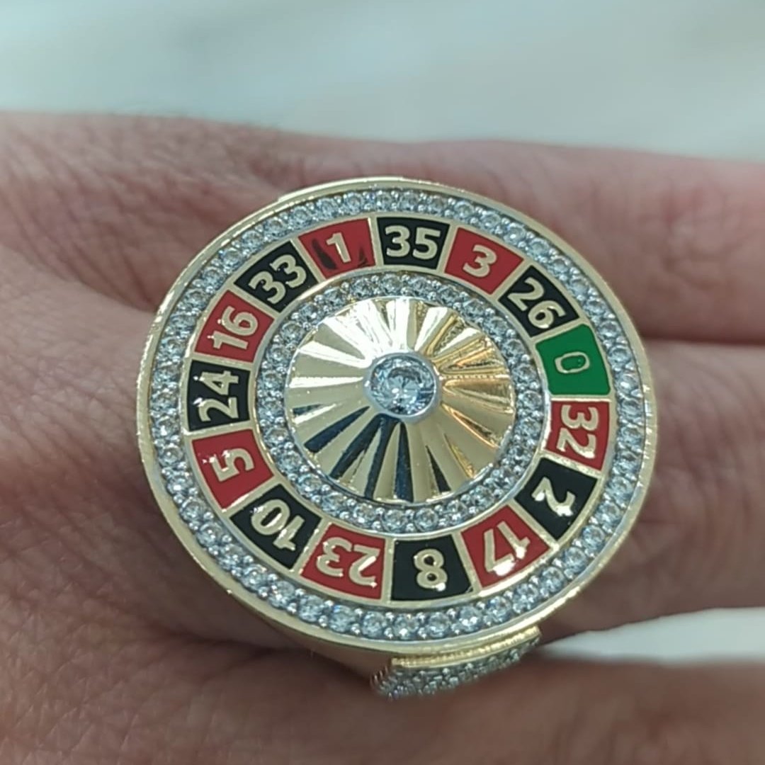 Anillo de Caballero con Ruleta en Oro de 18 Ktes