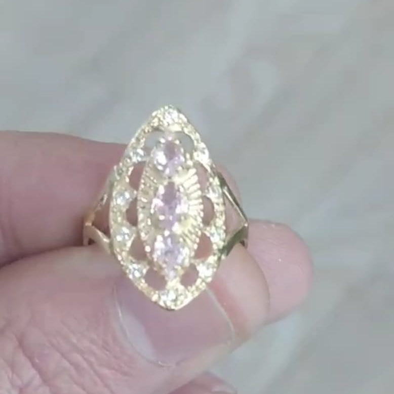 Anillo Lanzadera Piedras Rosa Francia o Agua Marina y Circonitas en Oro de 18 Ktes.