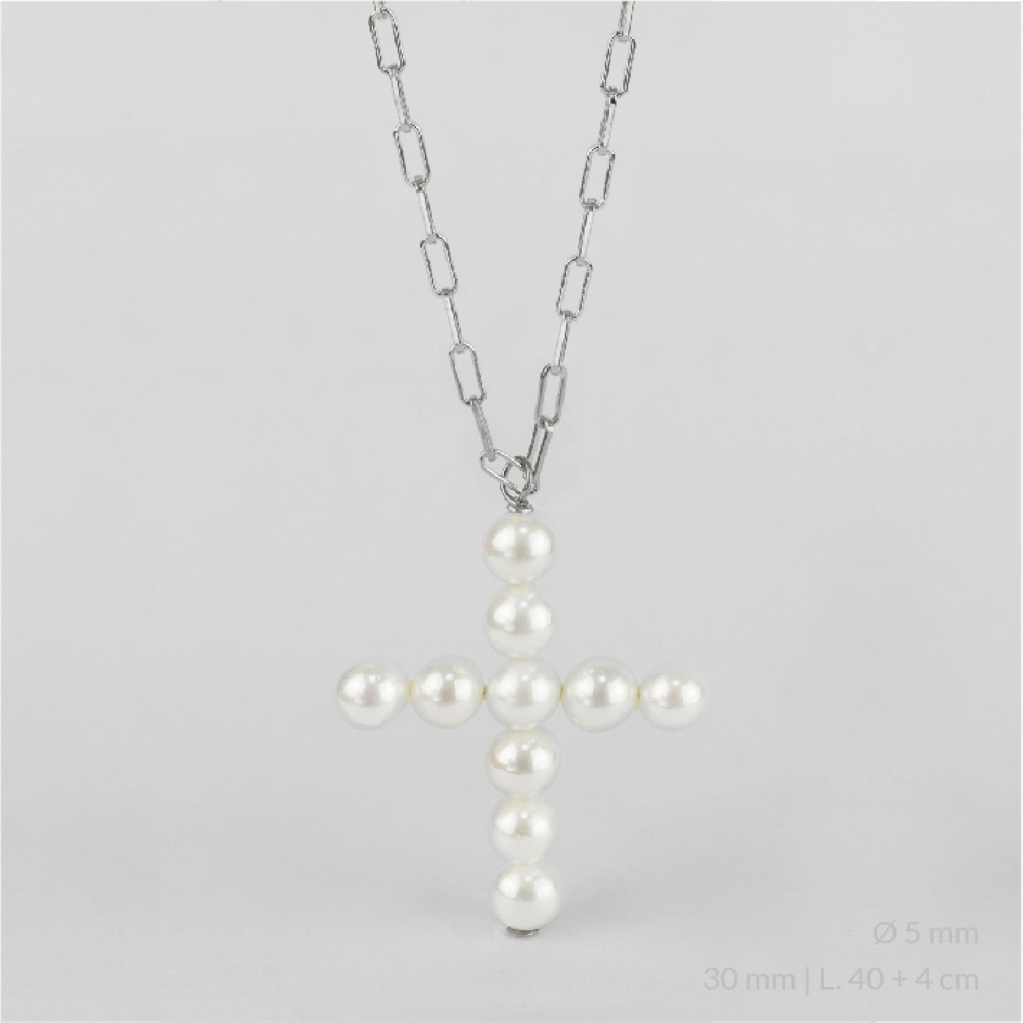 Gargantilla de Plata de Ley con cruz de perlas.