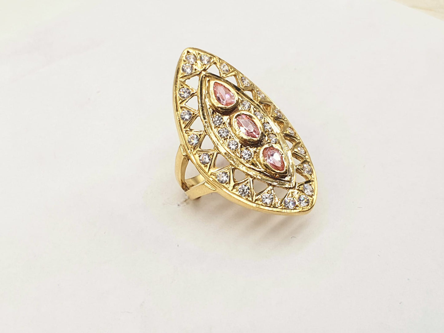 Anillo Lanzadera en Oro de 18 Ktes. con Piedras de Colores y Circonitas