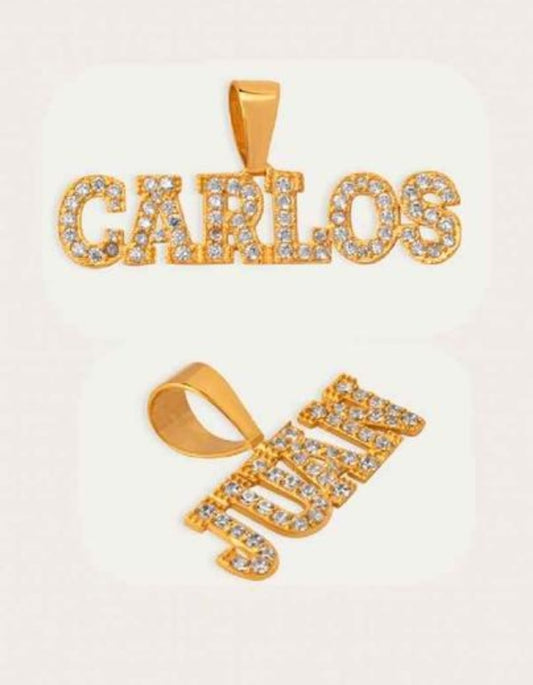 Colgante Nombre Circonitas en Oro 18 Ktes.