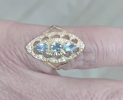 Anillo Lanzadera Piedras Rosa Francia o Agua Marina y Circonitas en Oro de 18 Ktes.