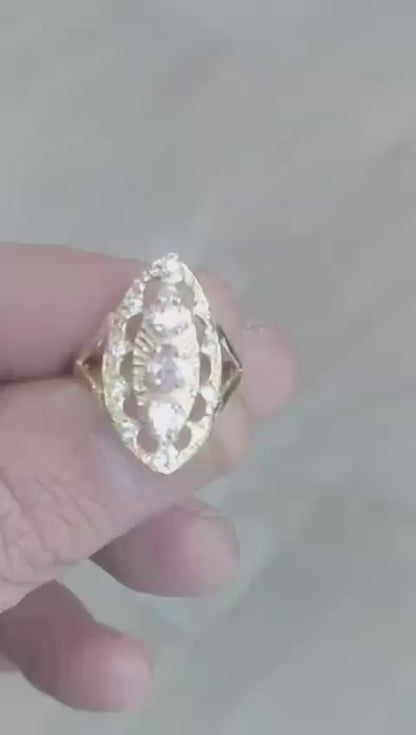 Anillo Lanzadera Piedras Rosa Francia o Agua Marina y Circonitas en Oro de 18 Ktes.