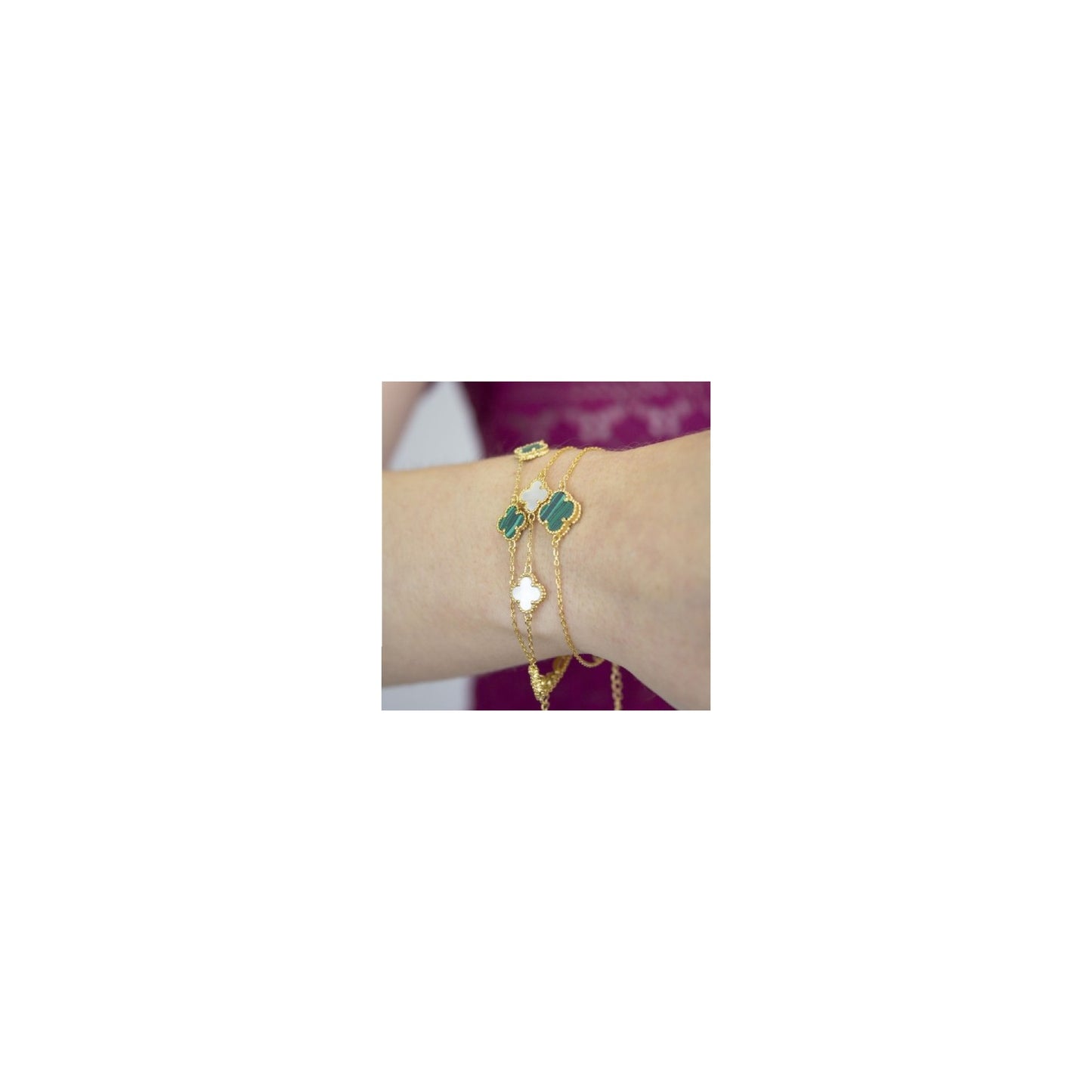 Pulsera de Plata de Ley chapada en oro con una flor en malaquita